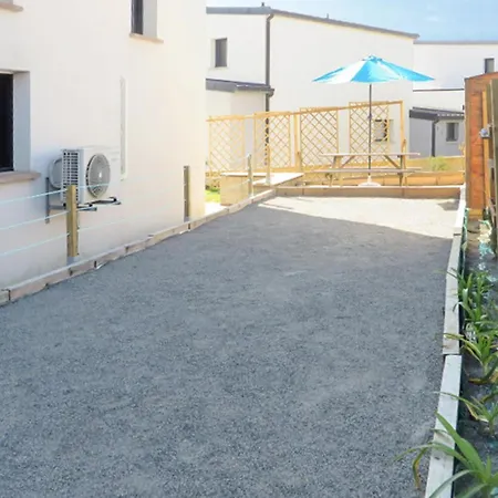 4 Bedroom Awesome In Дом отдыха *